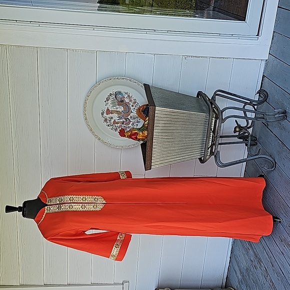 VINTAGE Evelyn Pearson Maxi Dress - Picture 2 of 16